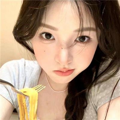夏日午后的初缠爱恋